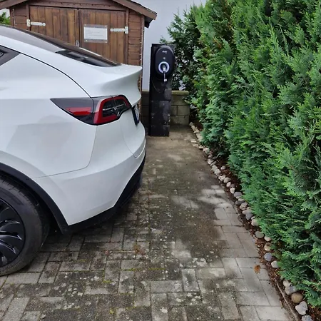 Vakantiehuis An Der Brunnenaue 4 Sterne, E-ladestation Am Haus, Wlan, Netflix, Garten