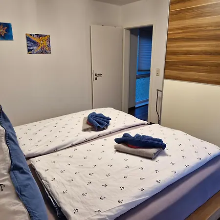 An Der Brunnenaue 4 Sterne, E-ladestation Am Haus, Wlan, Netflix, Garten * סגרד