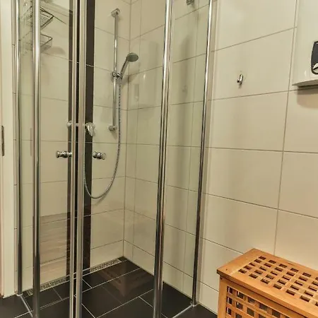 An Der Brunnenaue 4 Sterne, E-ladestation Am Haus, Wlan, Netflix, Garten Holiday home Sagard