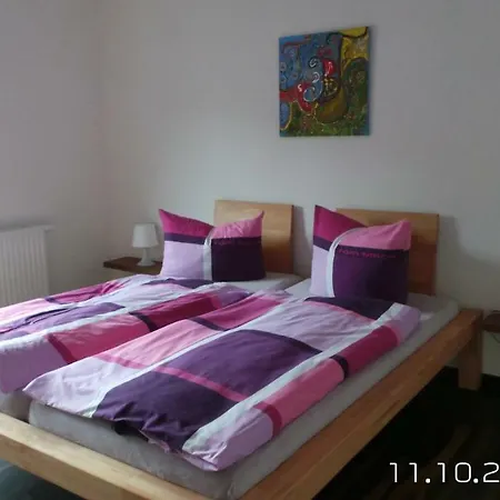 An Der Brunnenaue 4 Sterne, E-ladestation Am Haus, Wlan, Netflix, Garten * סגרד