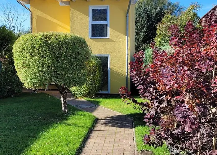 An Der Brunnenaue 4 Sterne, E-ladestation Am Haus, Wlan, Netflix, Garten Загард